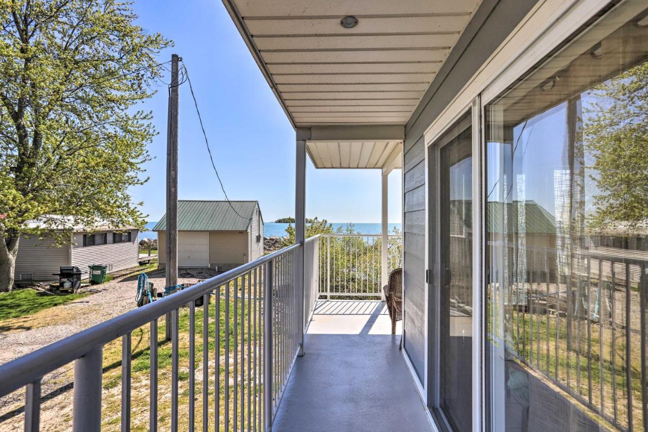 Apartamento Waterfront Bass Island Retreat With Balcony And Tv Put-in-Bay Exterior foto