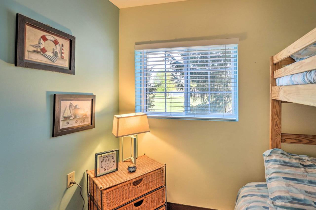 Apartamento Waterfront Bass Island Retreat With Balcony And Tv Put-in-Bay Exterior foto