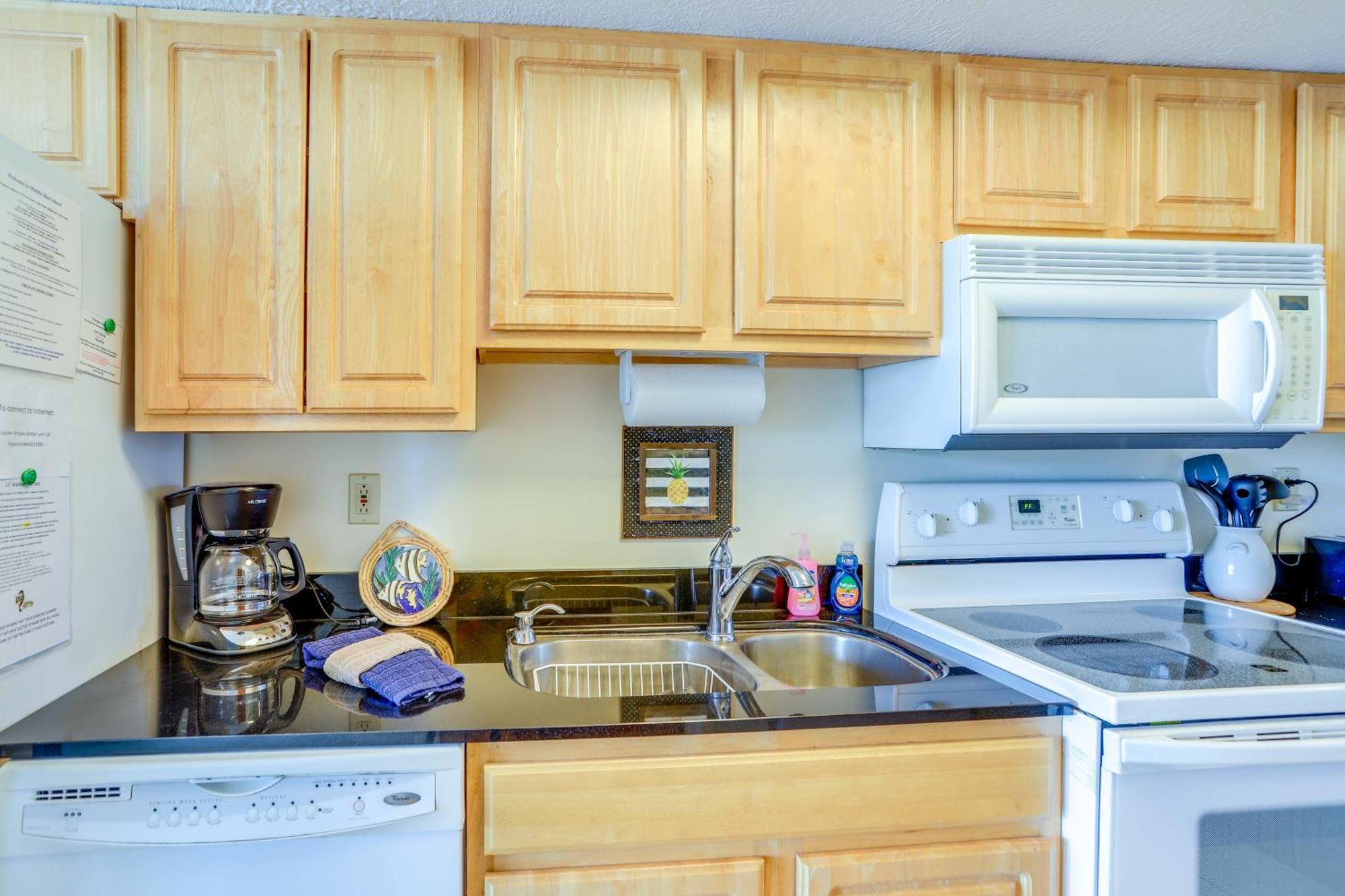 Apartamento Waterfront Bass Island Retreat With Balcony And Tv Put-in-Bay Exterior foto