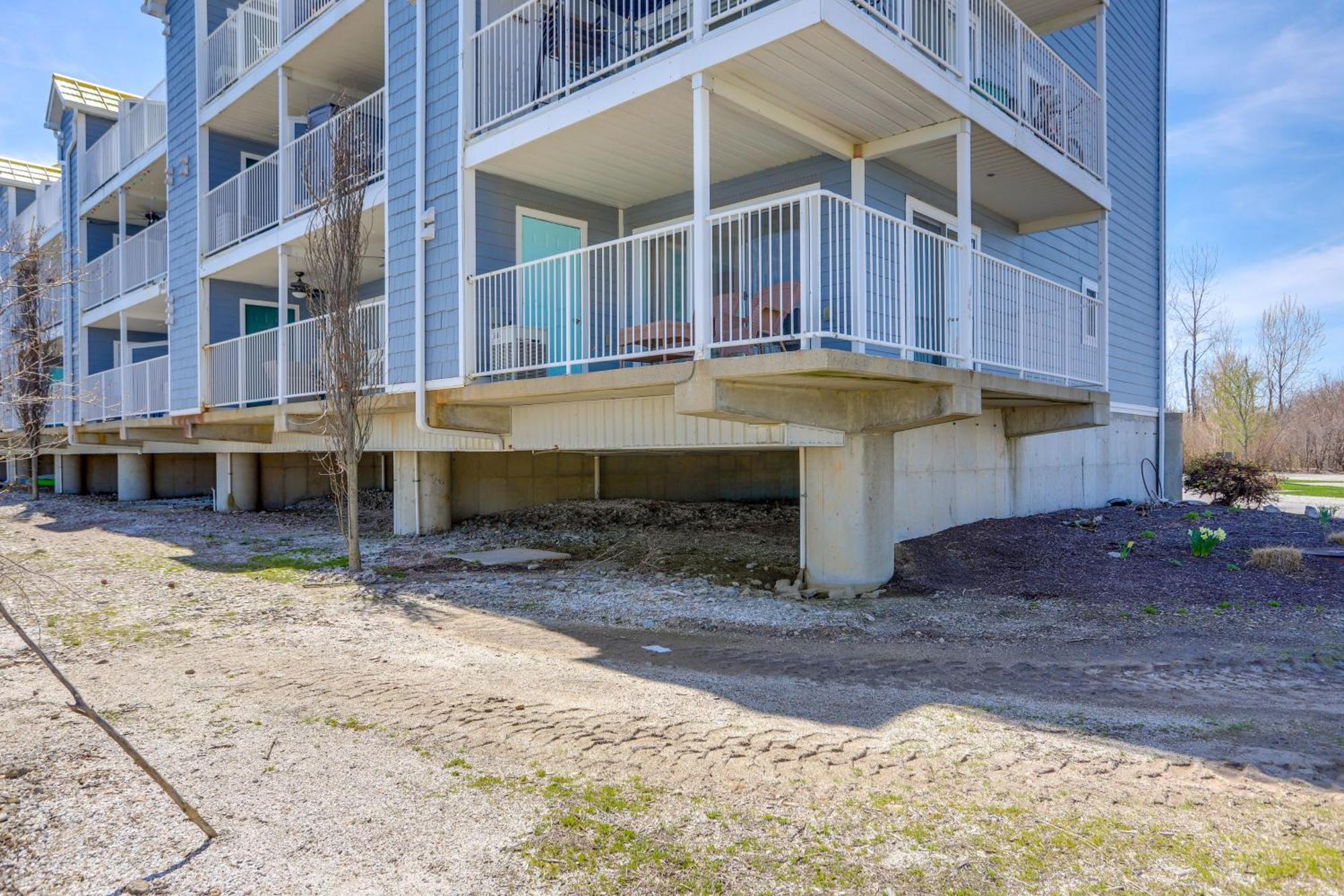 Apartamento Waterfront Bass Island Retreat With Balcony And Tv Put-in-Bay Exterior foto